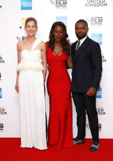 LONDON, ENGLAND - OCTOBER 05: Rosamund Pike, Amma Asante and David Oyelowo attend the 'A United Kingdom' Opening Night Gala screening during the 60th BFI London Film Festival at Odeon Leicester Square on October 5, 2016 in London, England. (Photo by John Phillips/Getty Images) *** Local Caption *** Rosamund Pike; Amma Asante; David Oyelowo